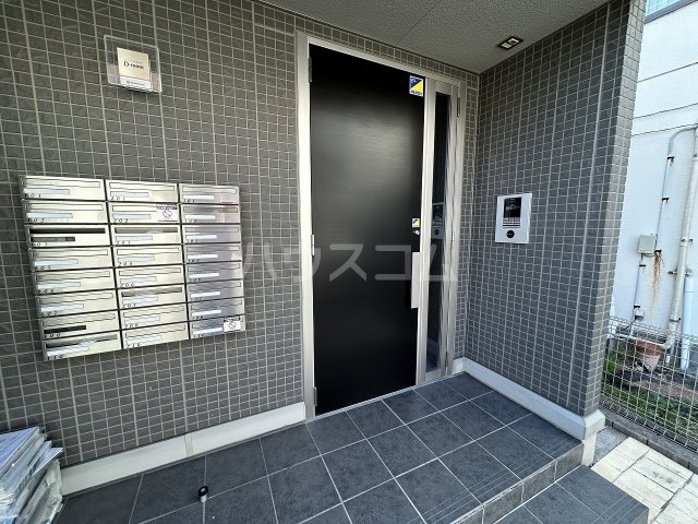 29/30 エントランス