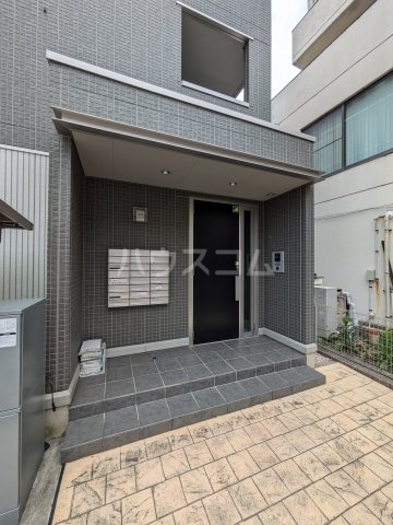 2/4 エントランス