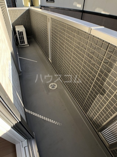 19/30 バルコニー