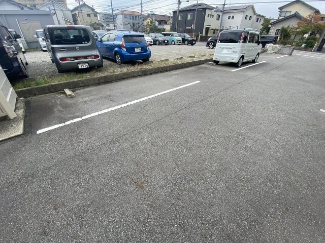 26/30 駐車場