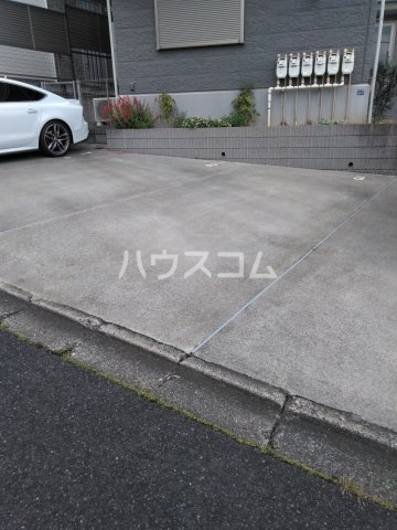 22/30 駐車場