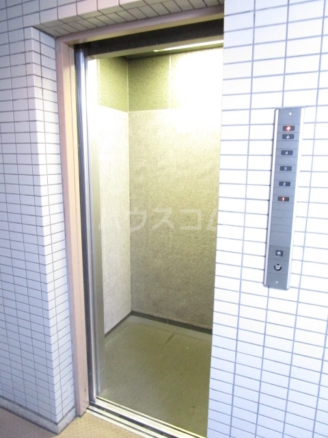 19/30 バルコニー