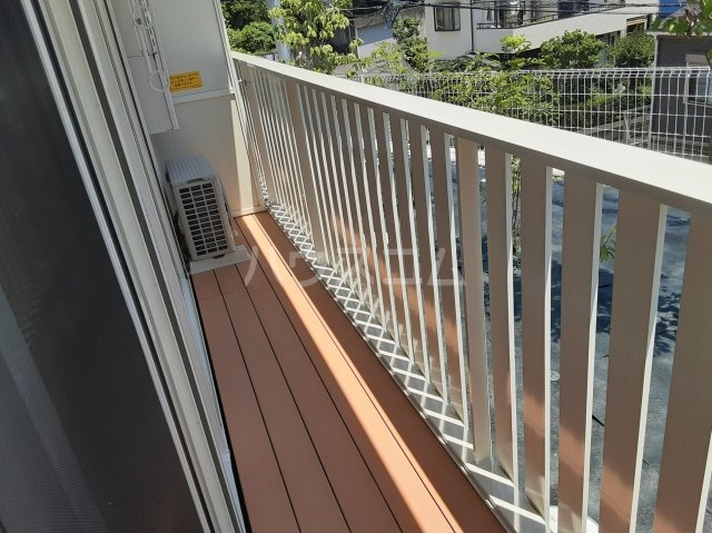 20/30 バルコニー