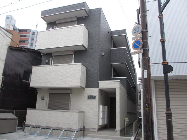 2/30 外観