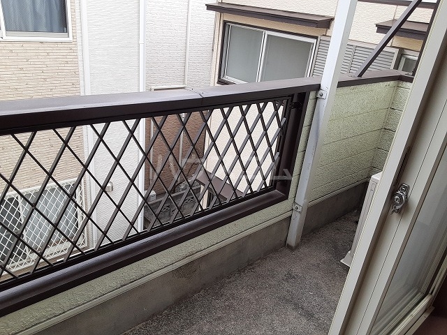 19/25 バルコニー