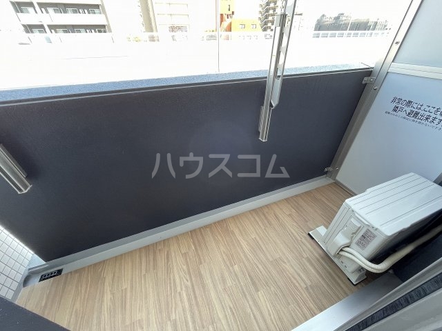 21/30 バルコニー
