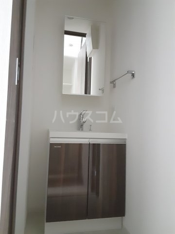 13/30 洗面