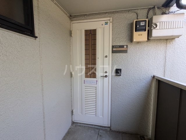 2/4 エントランス