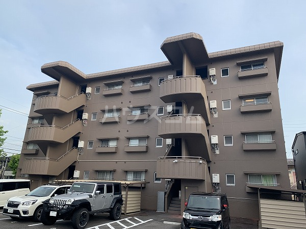 2/4 外観