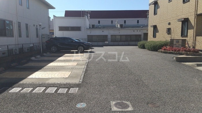 21/30 駐車場