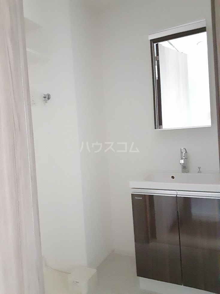 13/30 洗面