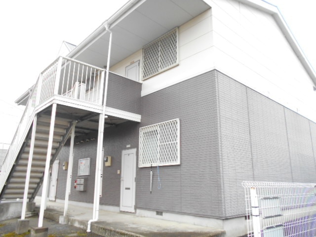 24/30 エントランス