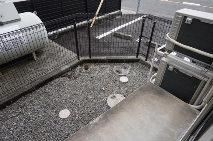 13/20 バルコニー