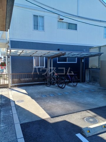 2/3 駐車場