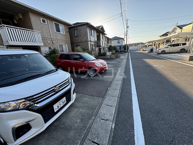 22/30 駐車場