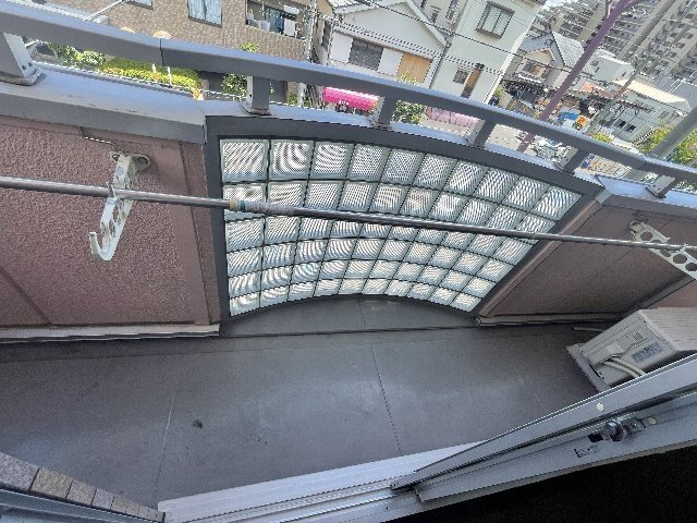 21/30 バルコニー