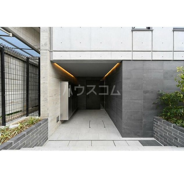 15/24 エントランス