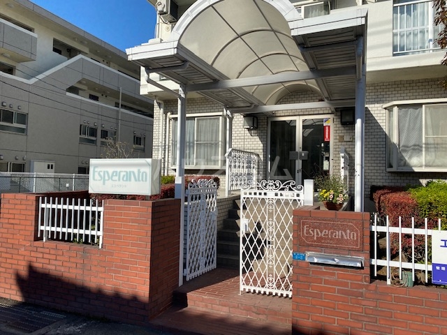 26/30 エントランス