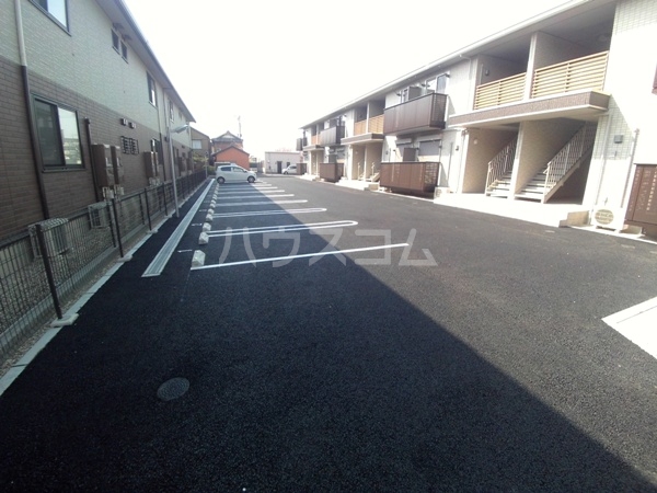 2/11 駐車場