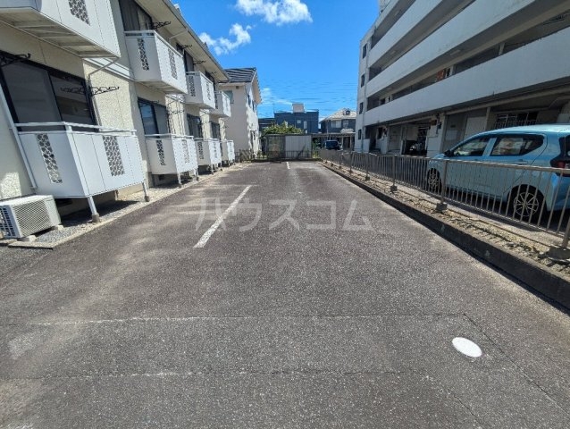 22/30 駐車場