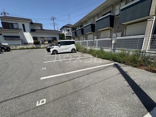 3/5 駐車場