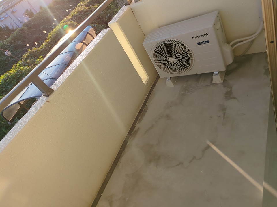 19/26 バルコニー