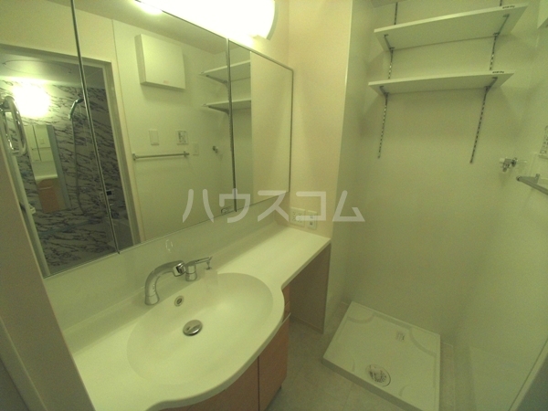 13/30 洗面