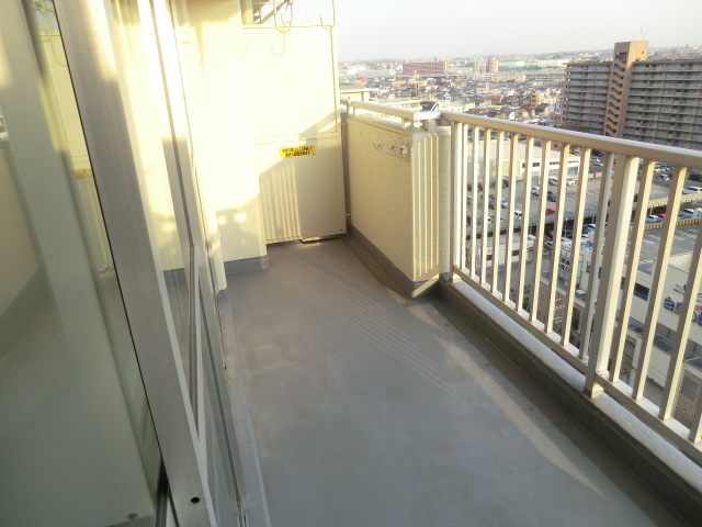 16/25 バルコニー