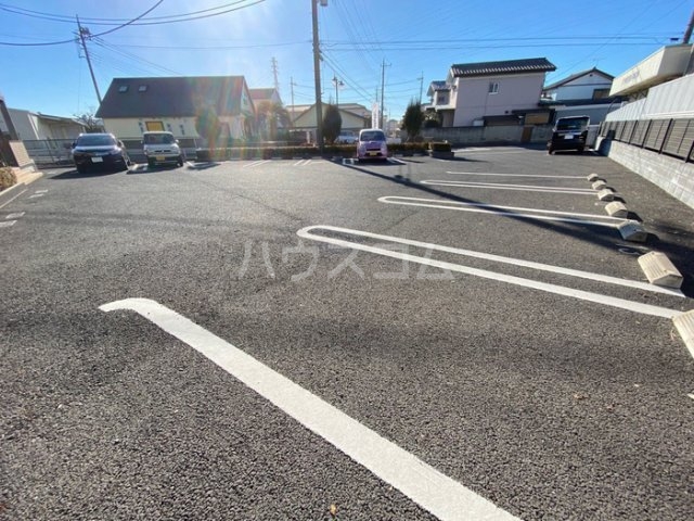 18/19 駐車場