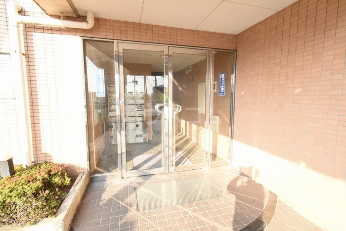 19/22 エントランス