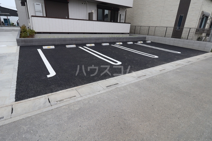 17/26 駐車場