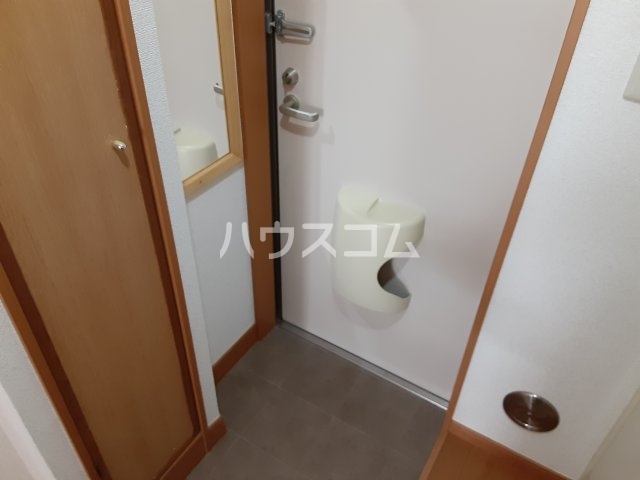 14/30 玄関