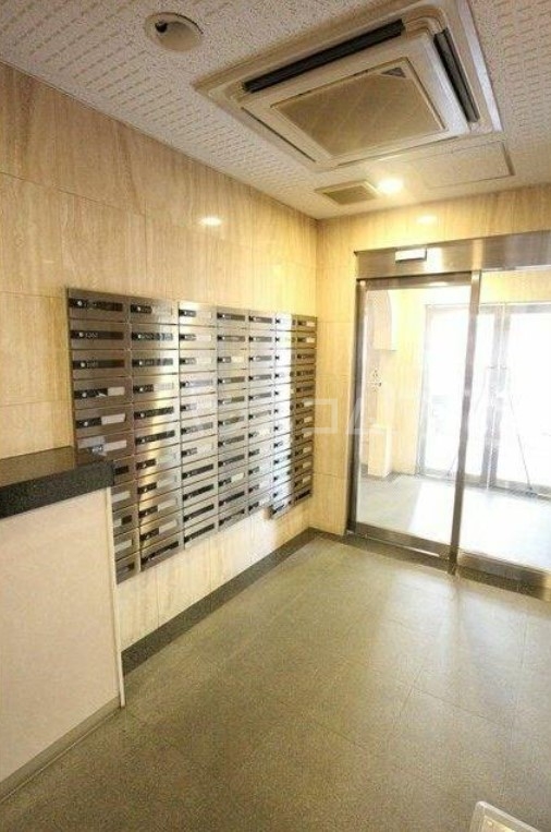 29/30 エントランス