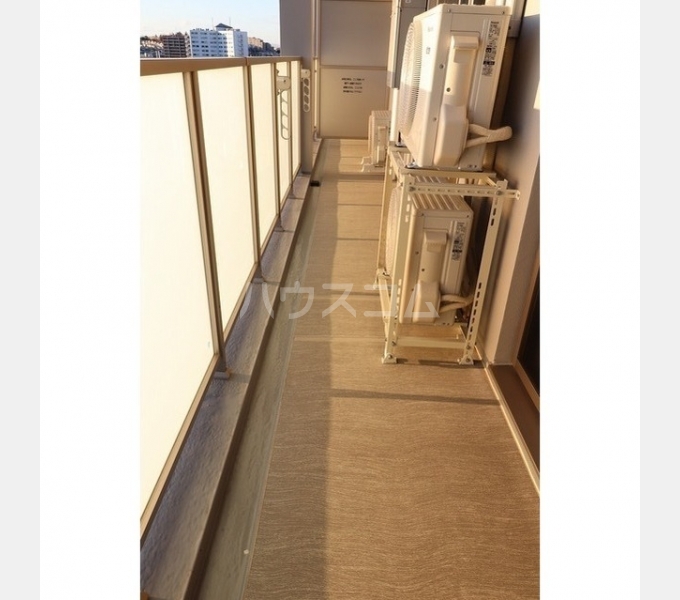 21/30 バルコニー