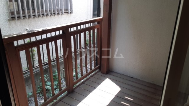 13/19 バルコニー