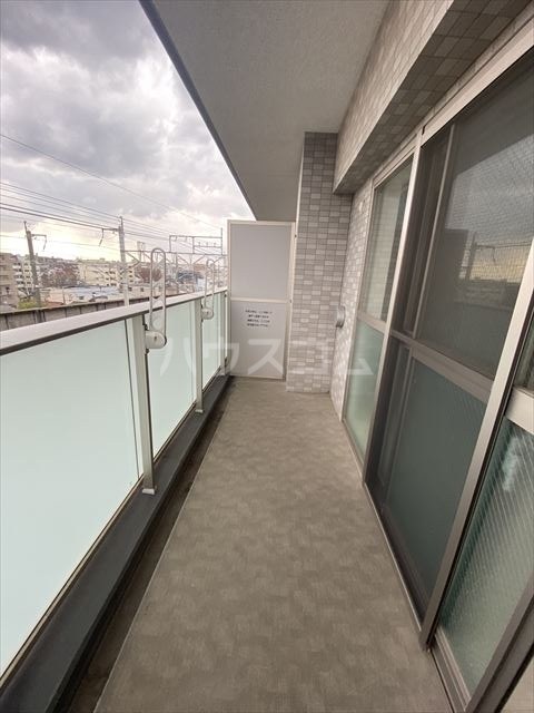 19/28 バルコニー