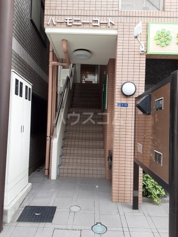 3/5 エントランス