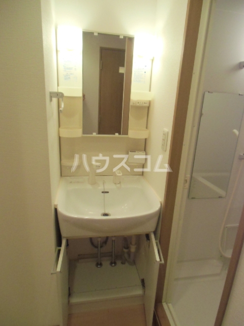 17/30 洗面
