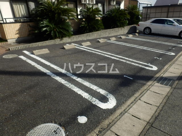 2/11 駐車場