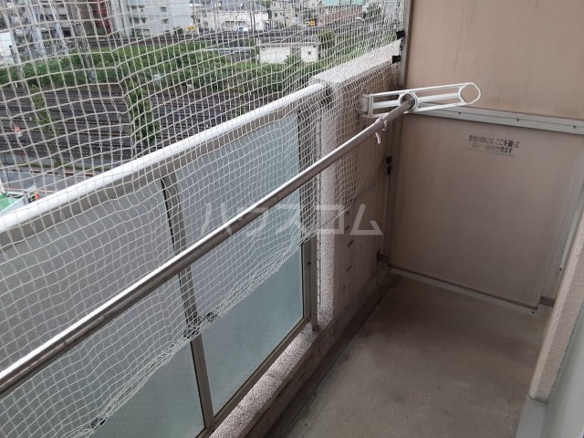 20/30 バルコニー