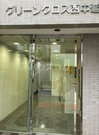 18/22 エントランス