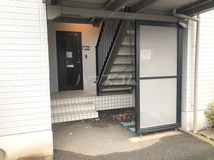 2/5 エントランス
