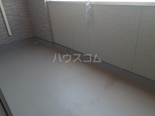 21/30 バルコニー