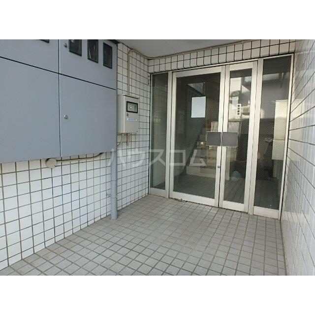 2/10 エントランス