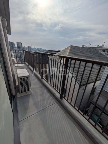 13/21 バルコニー