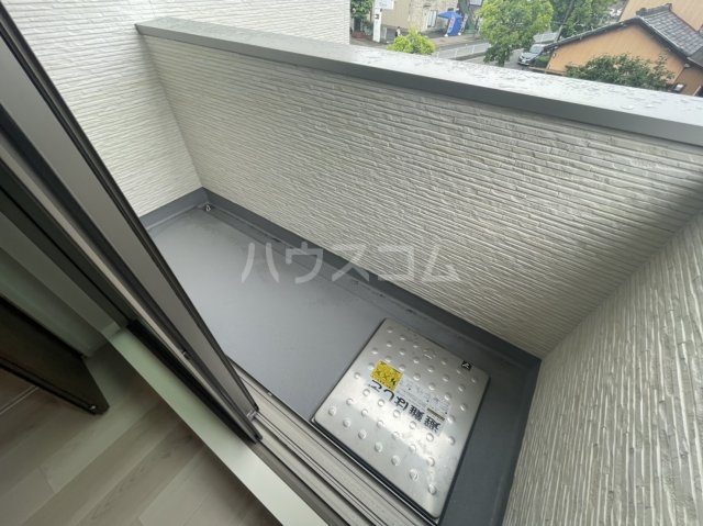 17/23 バルコニー