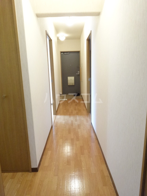 13/30 玄関