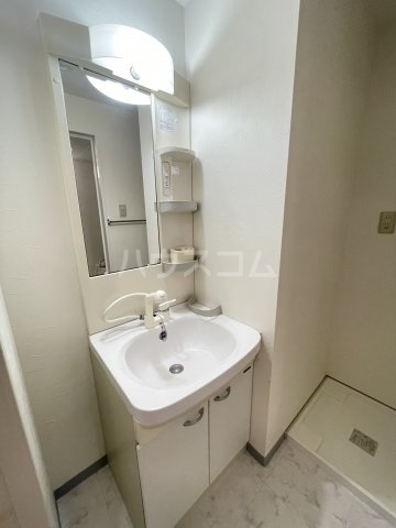 15/30 洗面