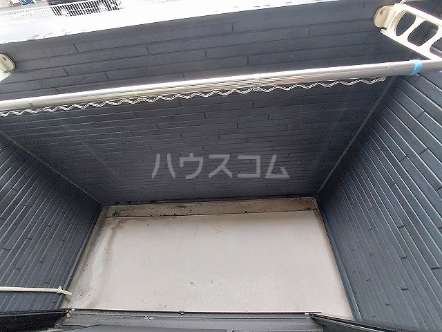 22/28 バルコニー