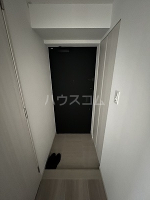 13/30 玄関